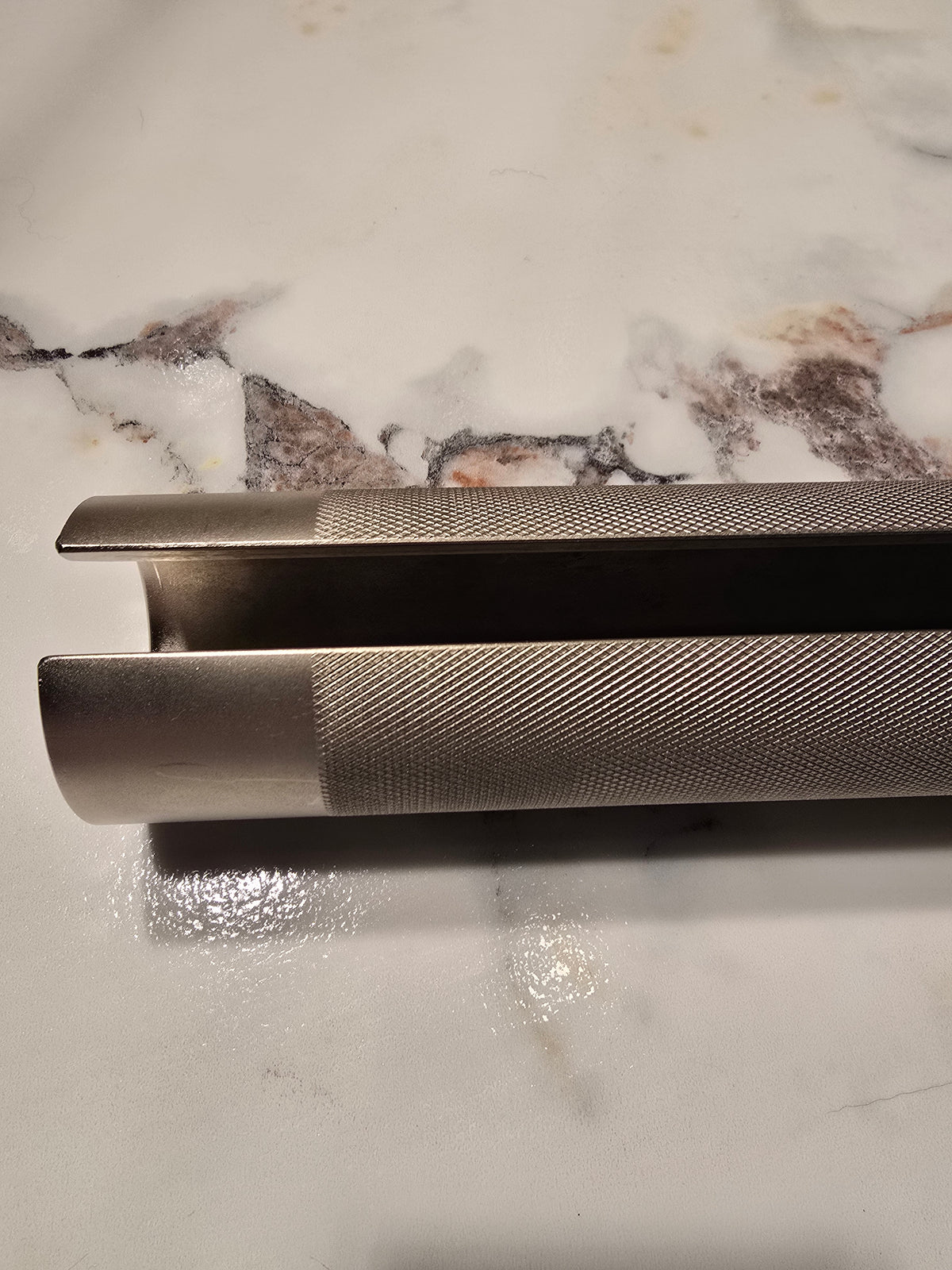 Axis 70 centre-channel detail