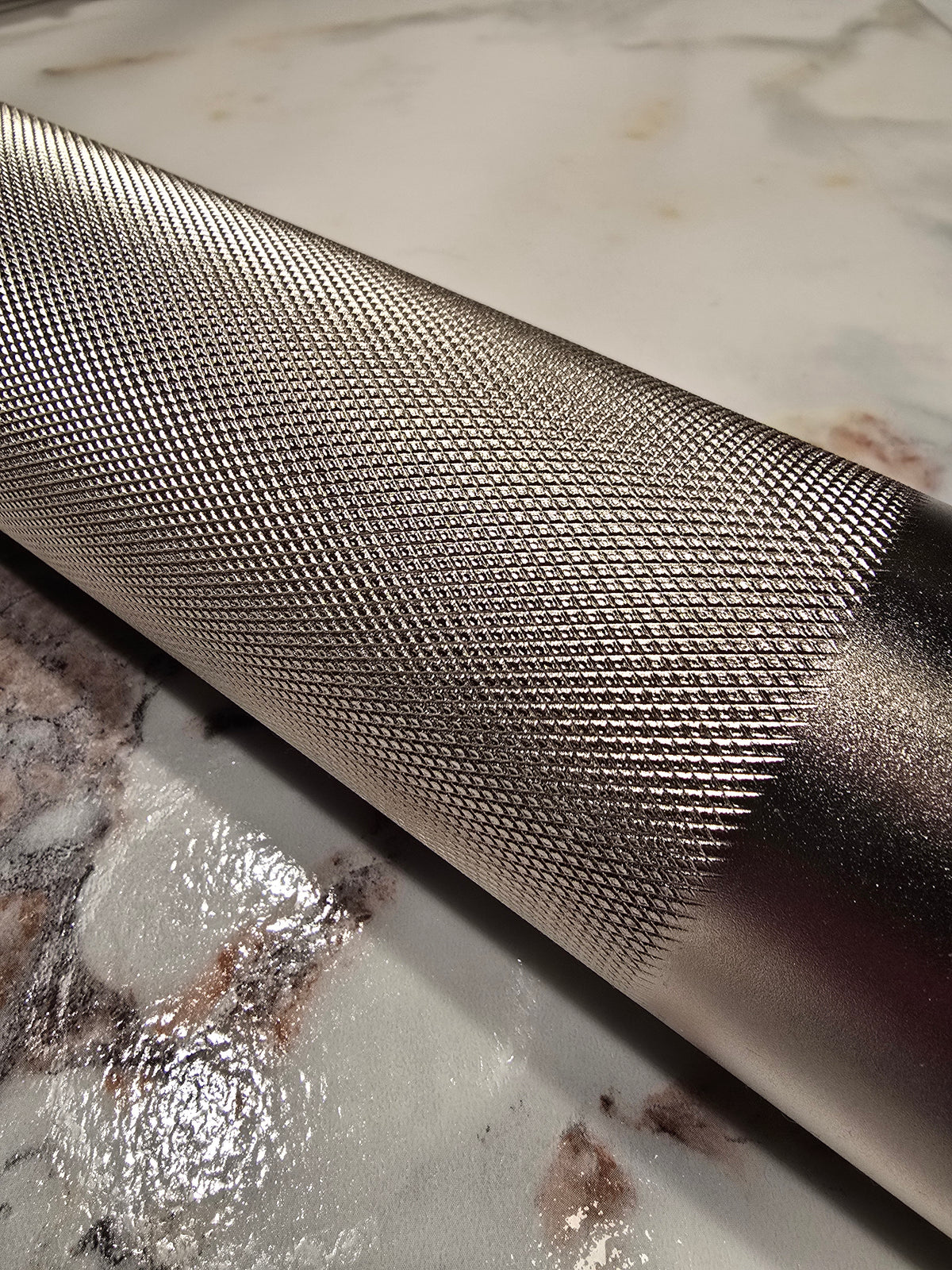 Axis 70 thick knurled grip
